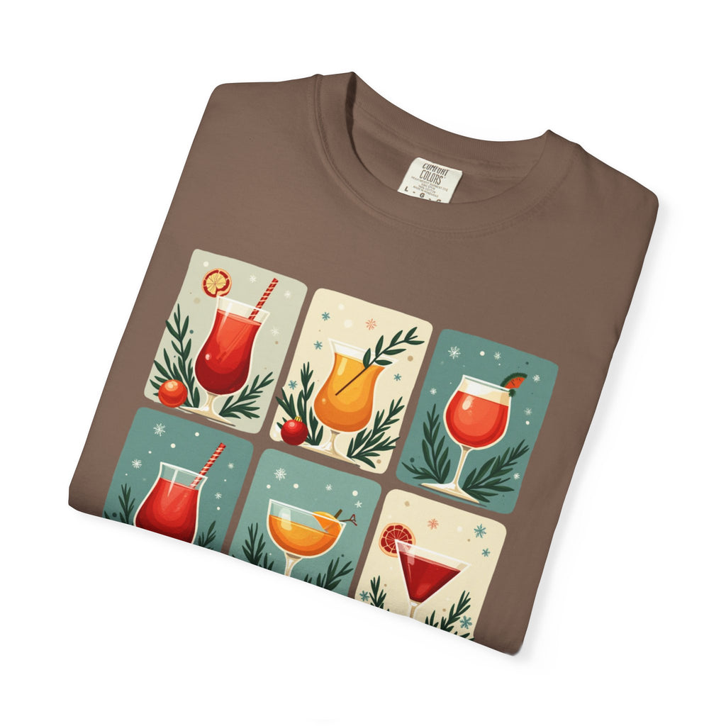 Mid Century Modern Christmas Cheer Unisex T-shirt - Cocktails