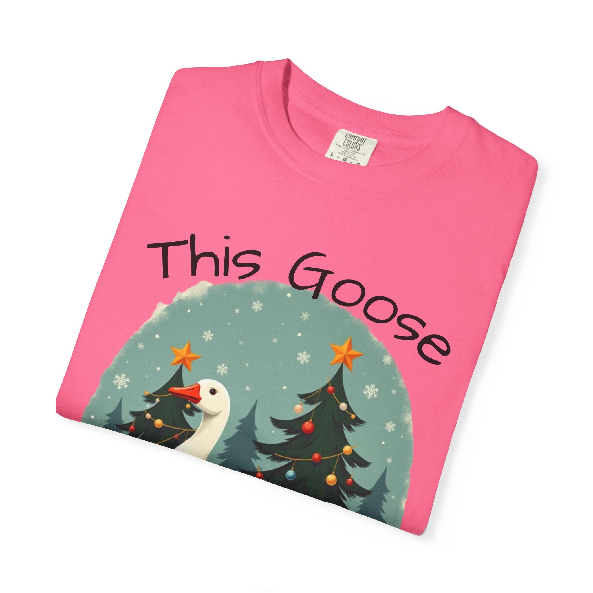 Christmas Goose Unisex T-shirt - Aint Cooked Funny Holiday Christmas Design