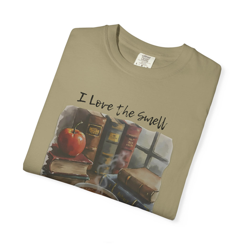 Book Lover T-Shirt - I Love the Smell of Old Books and Coffee