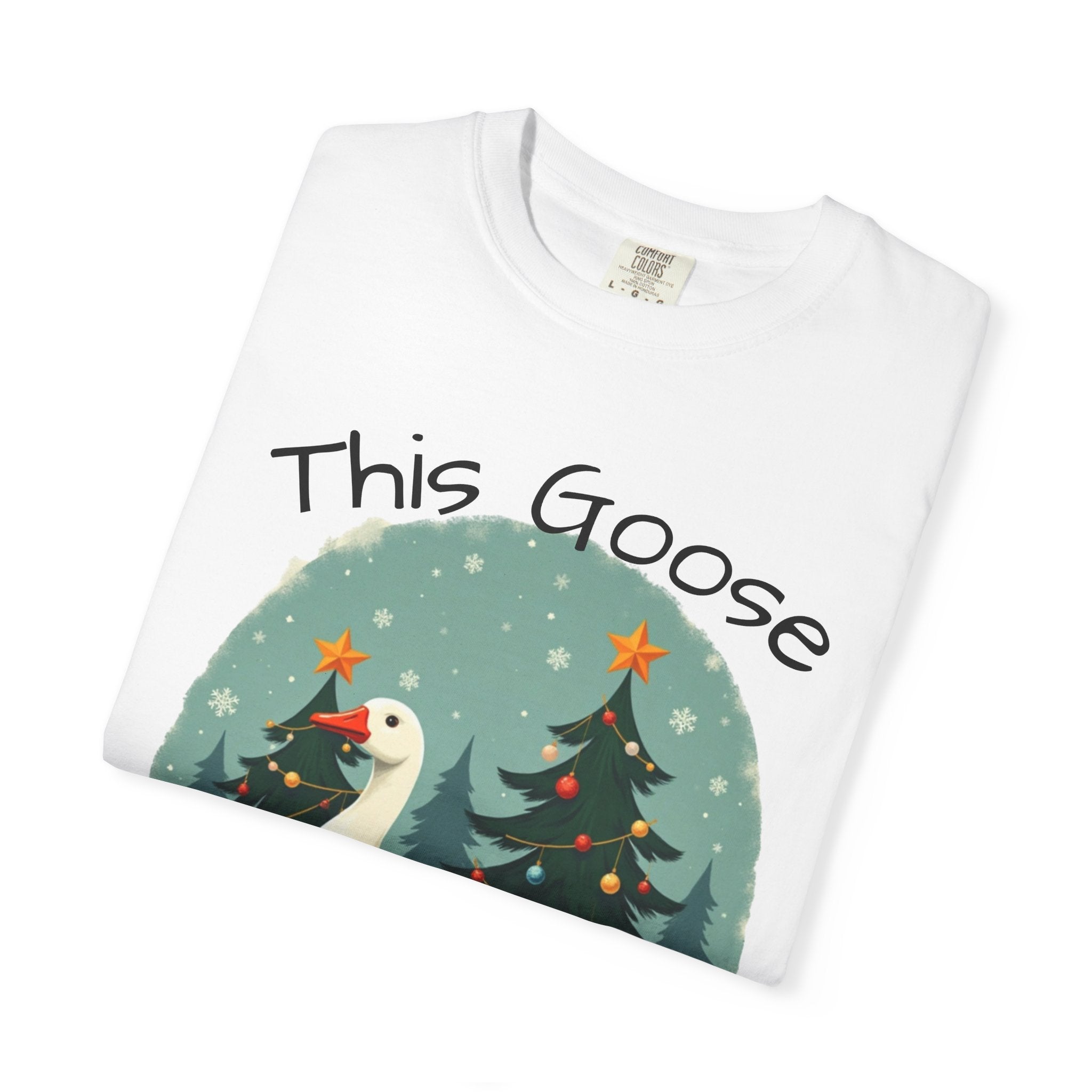 Christmas Goose Unisex T-shirt - Aint Cooked Funny Holiday Christmas Design