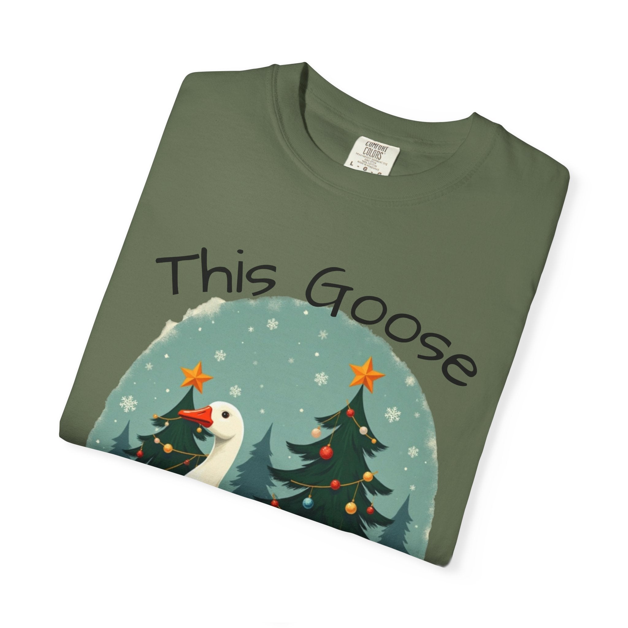 Christmas Goose Unisex T-shirt - Aint Cooked Funny Holiday Christmas Design