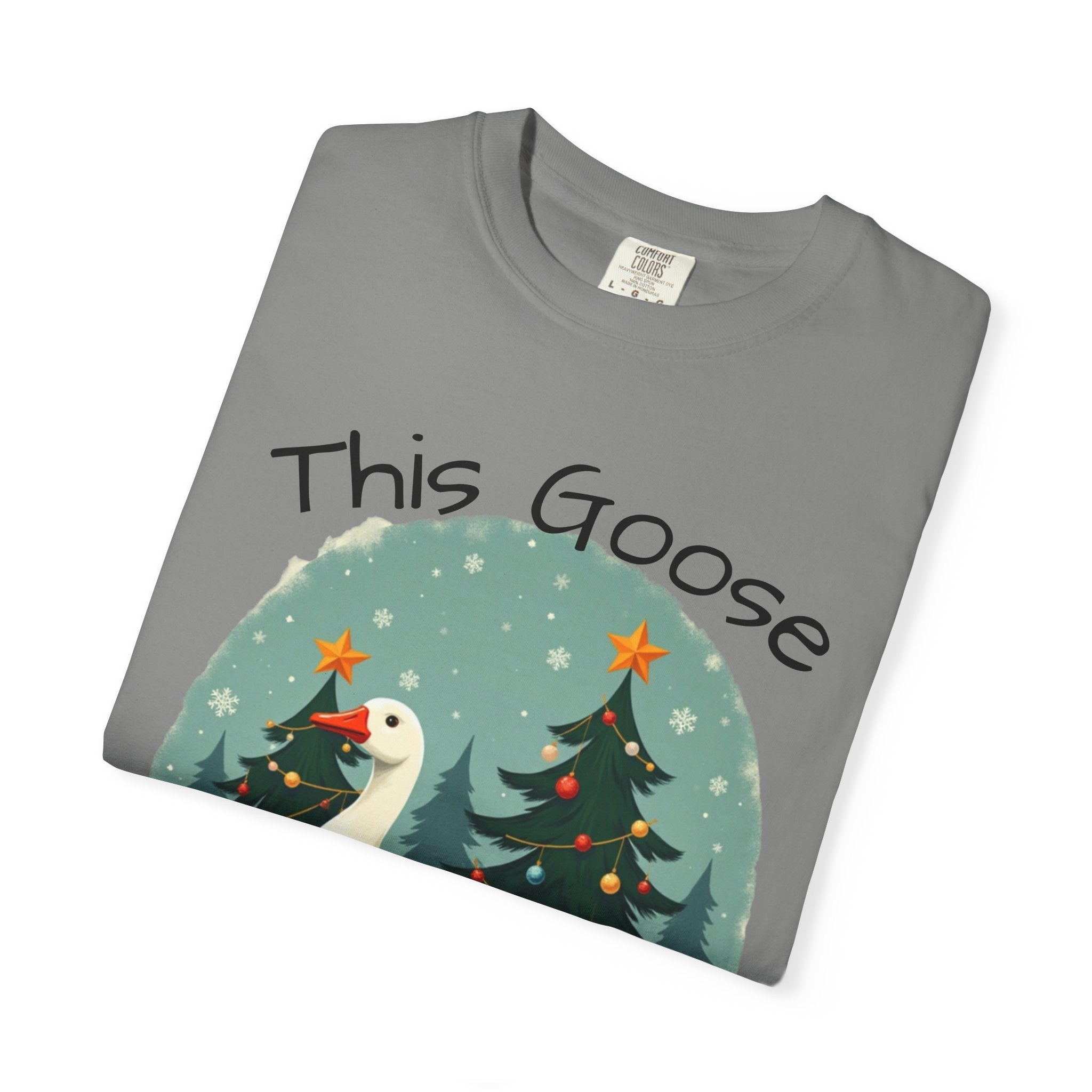 Christmas Goose Unisex T-shirt - Aint Cooked Funny Holiday Christmas Design