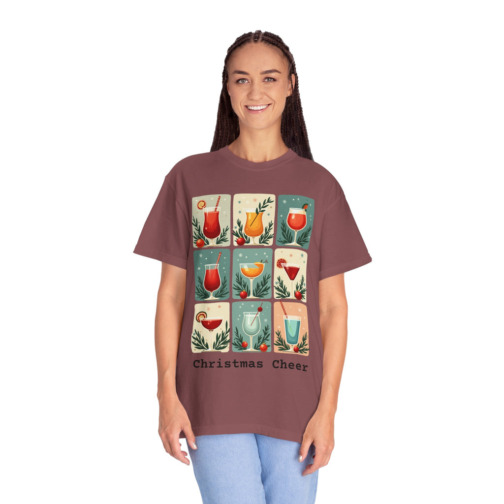 Mid Century Modern Christmas Cheer Unisex T-shirt - Cocktails