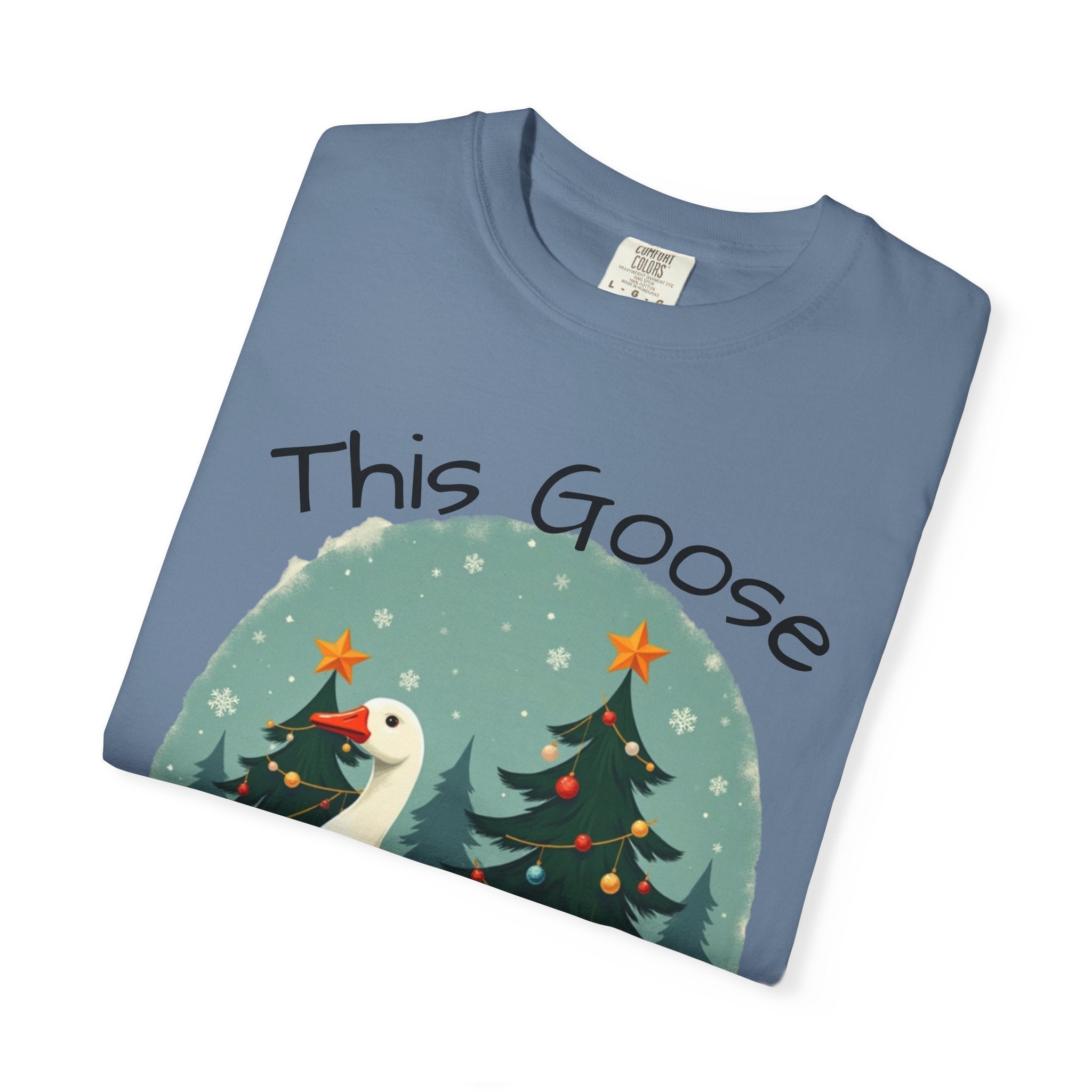 Christmas Goose Unisex T-shirt - Aint Cooked Funny Holiday Christmas Design